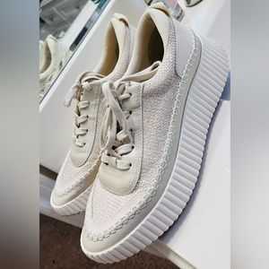 Dolce Vita women’s shoes in perfect condition, size 11.